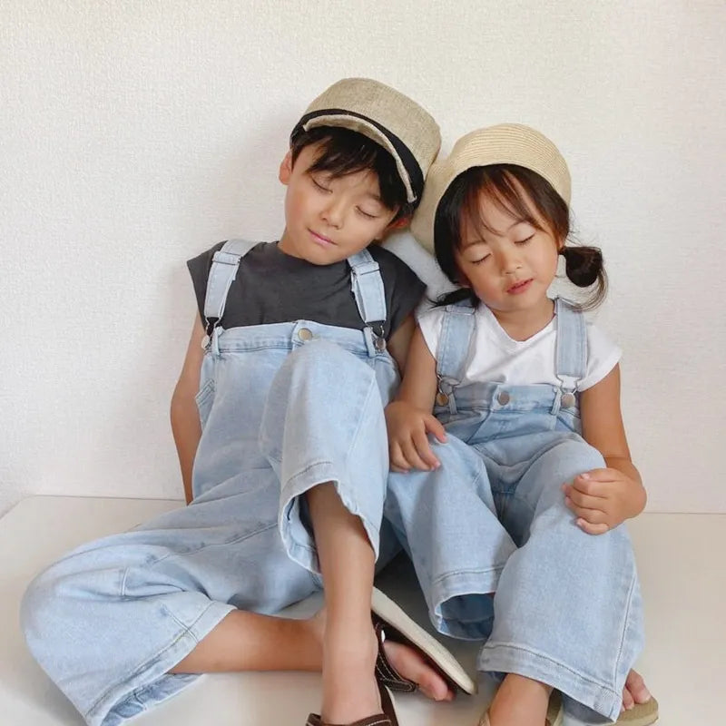 SIBLINGS MATCHING OUTFITS - ChoreGirl