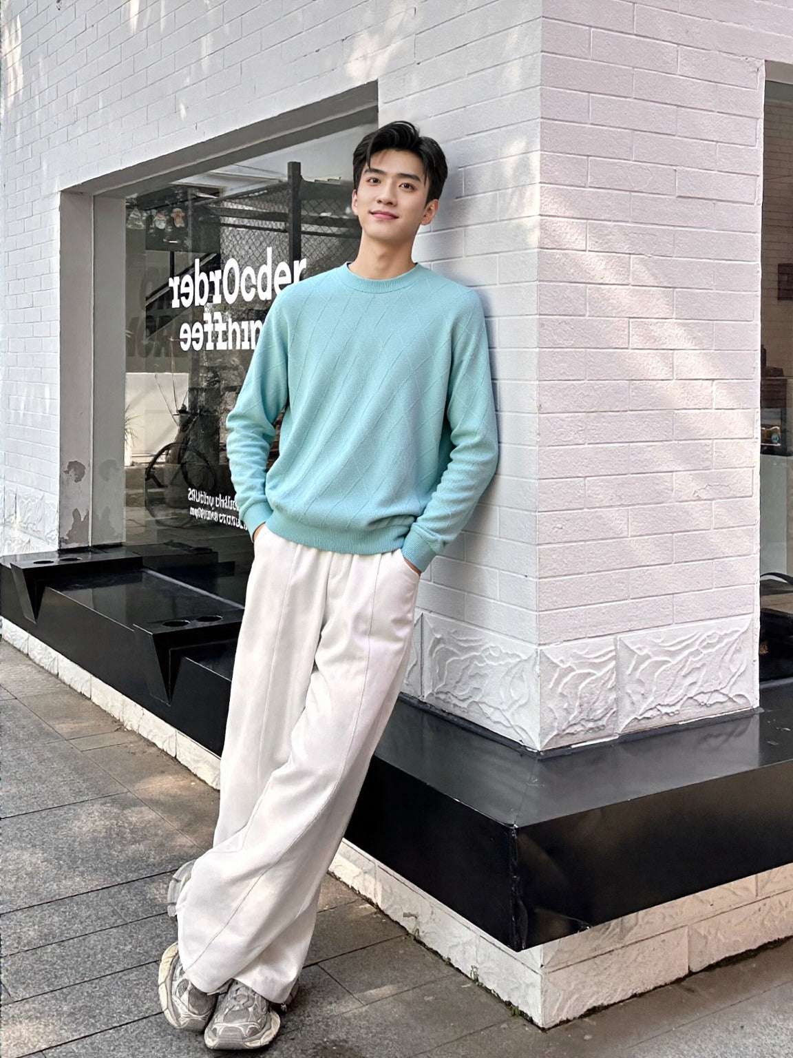 Men's Round Neck Woolen Sweater
