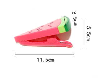 Creative Simulated Animal Beach Towel Clip - ChoreGirl