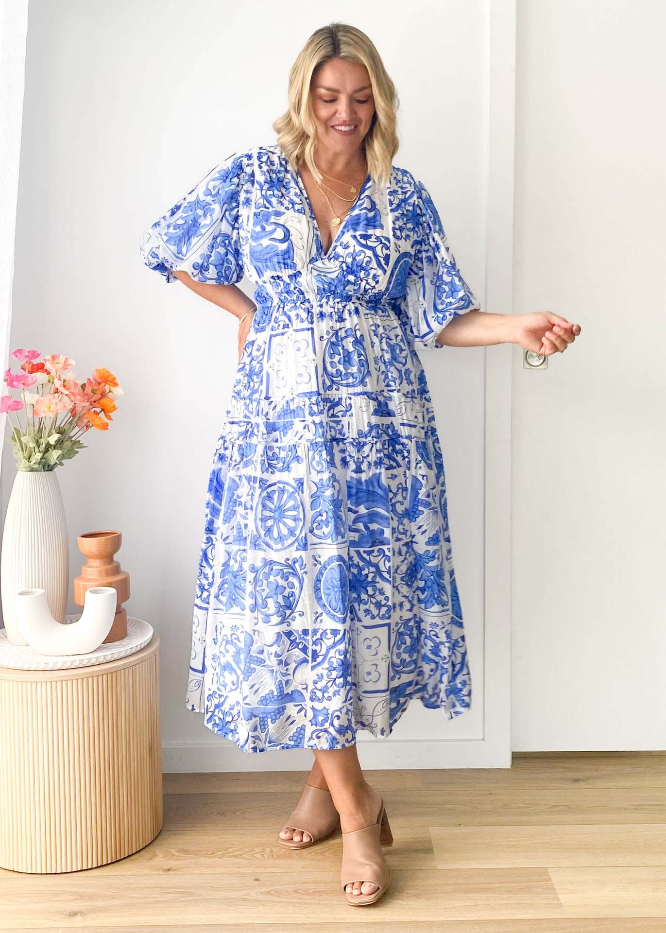 Women's Colorful Printed V-neck Puff Sleeve Dress - ChoreGirl