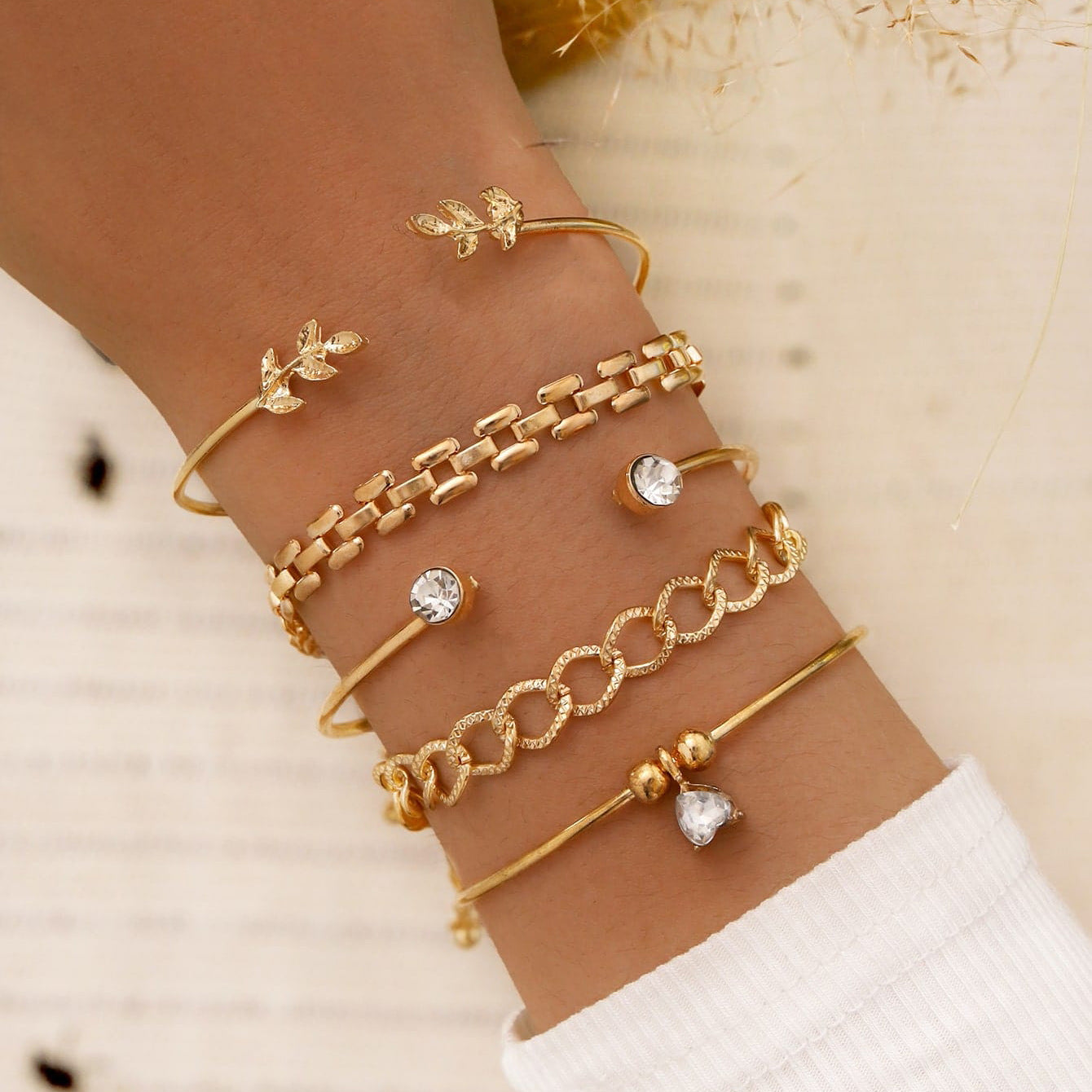 Women's Fashion Beaded 5-piece Bracelet Set - ChoreGirl