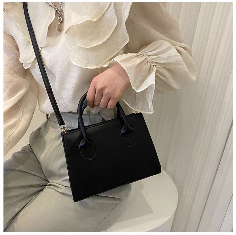 Women's Crossbody Retro Portable Small Square Bag - ChoreGirl