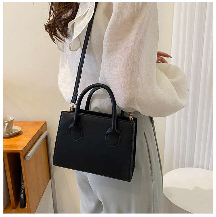 Women's Crossbody Retro Portable Small Square Bag - ChoreGirl