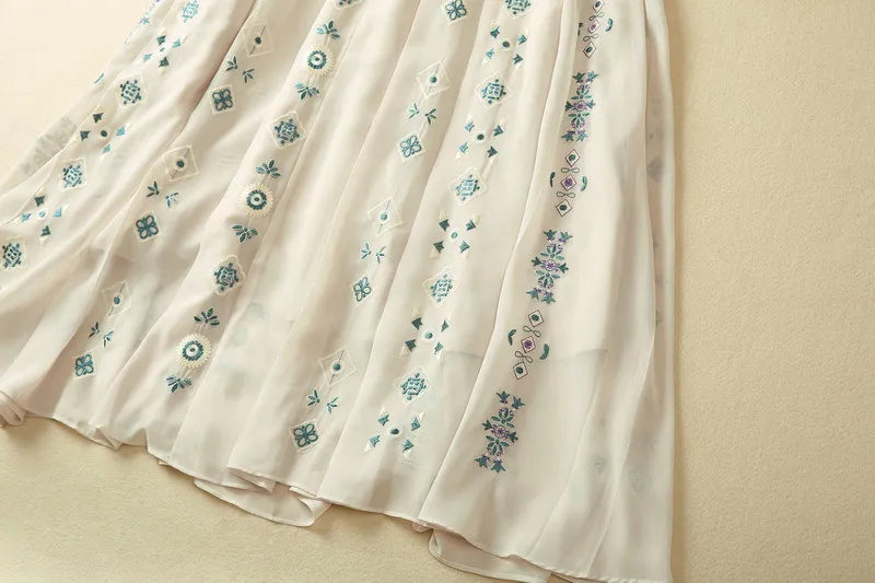 Women's Romantic Pleated Embroidery Long Sleeve Dress - ChoreGirl