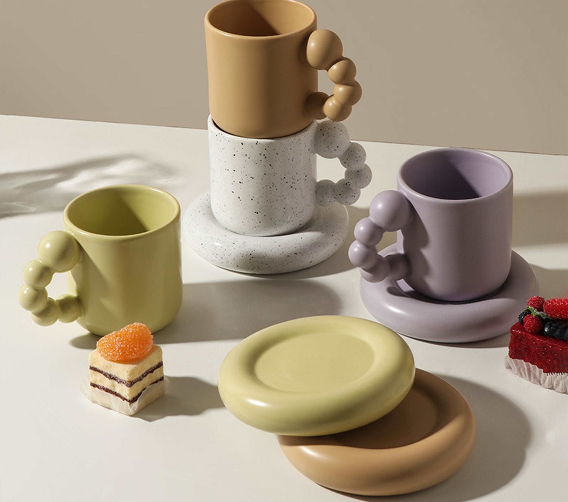 Bubbly Curvy Ceramic Mug with coaster, 300 ml - ChoreGirl