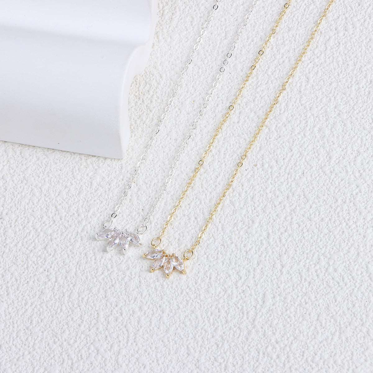 Women's Minimalist Fashion Jewelry Necklace - ChoreGirl