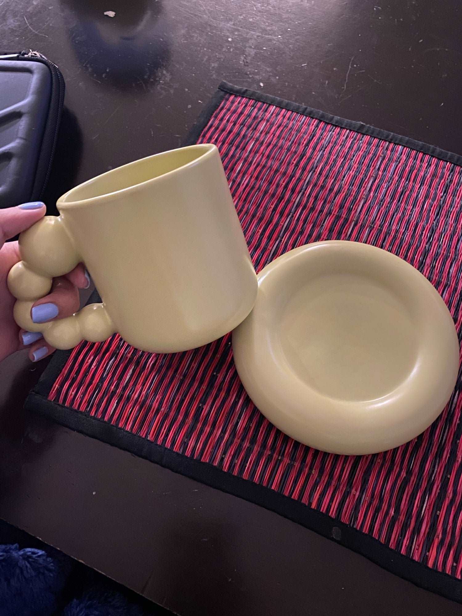 Bubbly Curvy Ceramic Mug with coaster, 300 ml - ChoreGirl