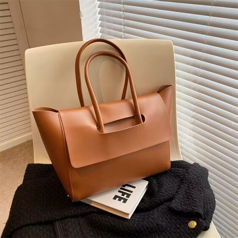 Women's Large Capacity Retro Old Money Style Tote Shoulder Bag - ChoreGirl