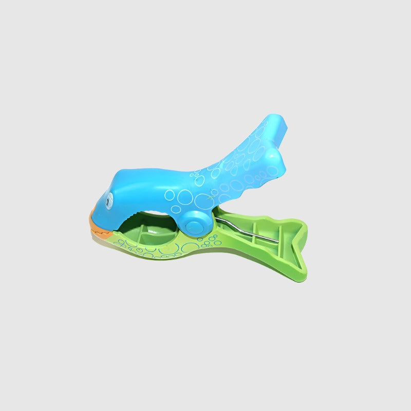 Creative Simulated Animal Beach Towel Clip - ChoreGirl