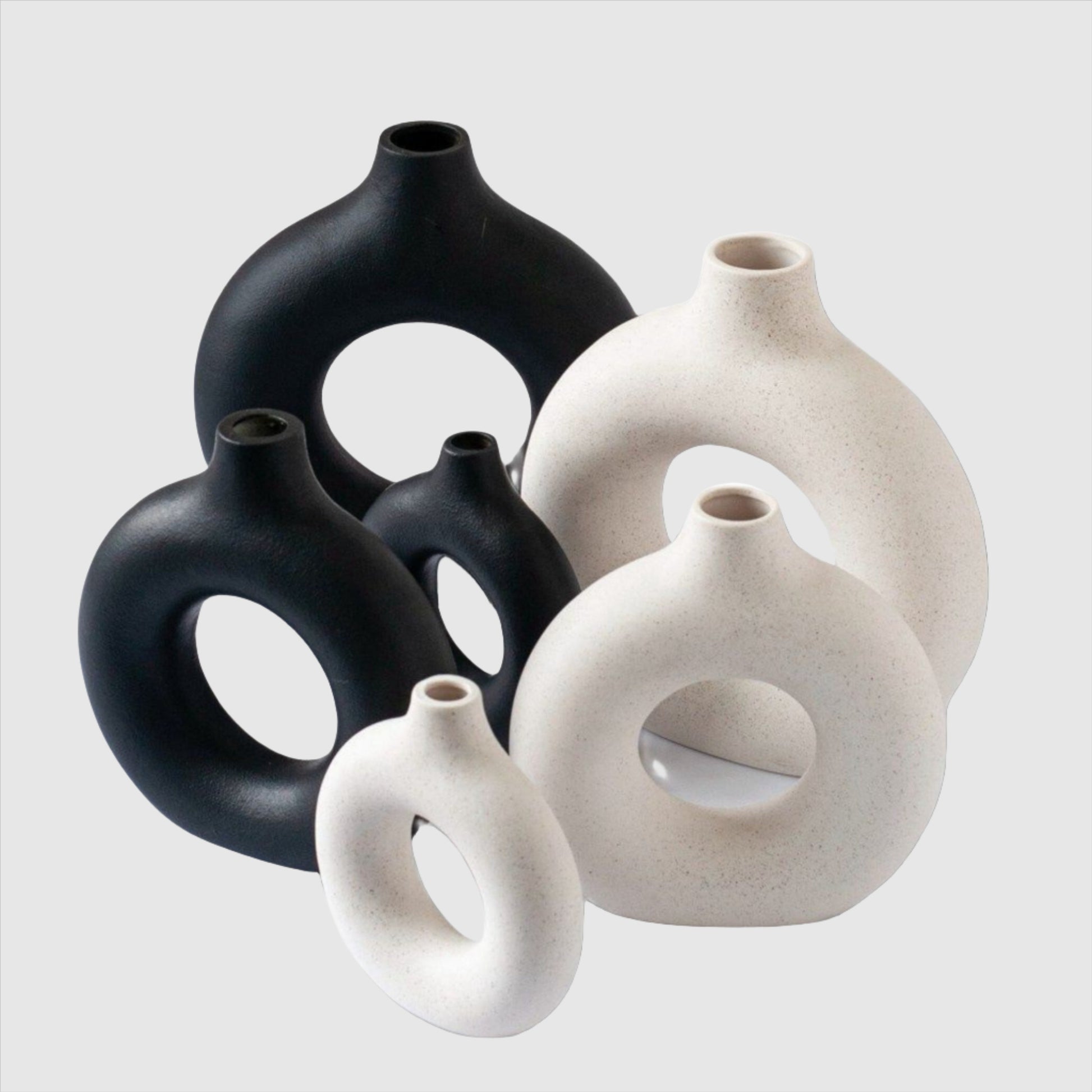 Circular Hollow Ceramic Vase - ChoreGirl