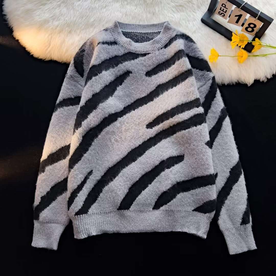 Men's Soft Zebra Pattern Sweater - ChoreGirl