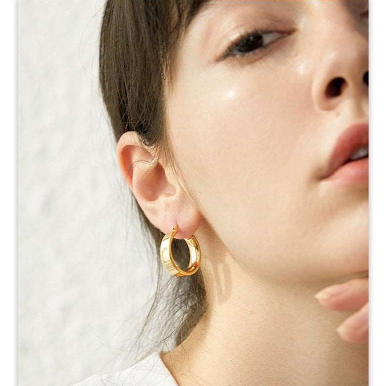 Women's Metal Geometric Circular Earrings - ChoreGirl