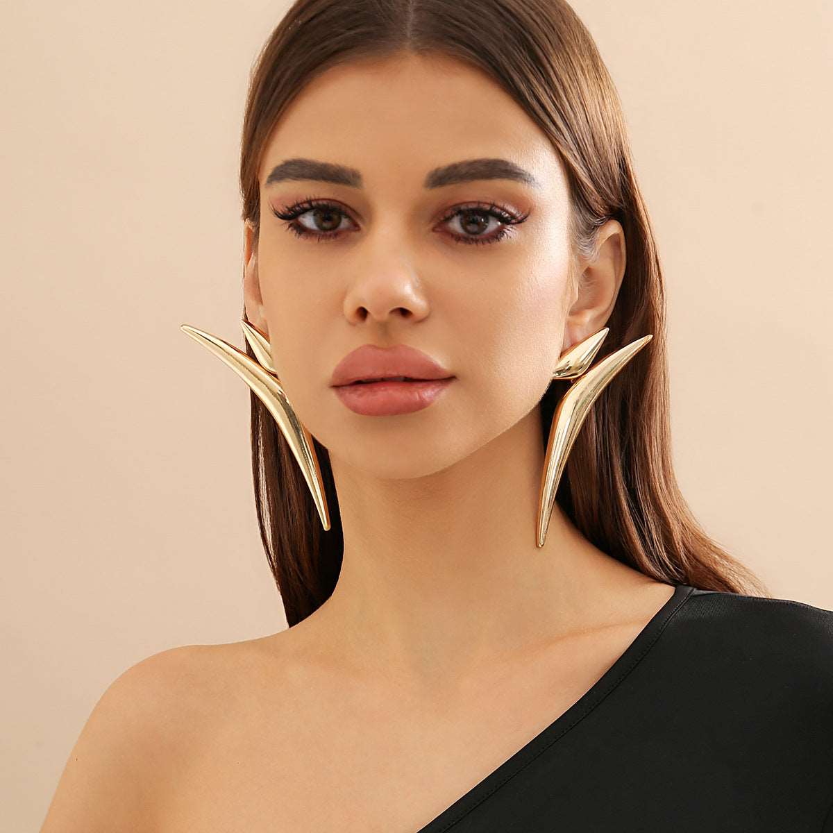 Women's Exaggerated Geometry Bold Triangle Stud Earrings - ChoreGirl