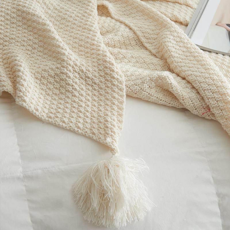 Soft Knitted Nap Blanket - ChoreGirl