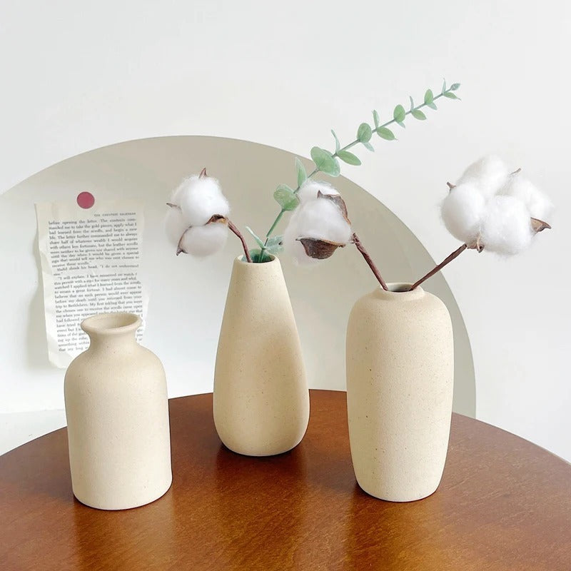 Table Flower Decoration Ornaments in Beige: The New Neutral - ChoreGirl
