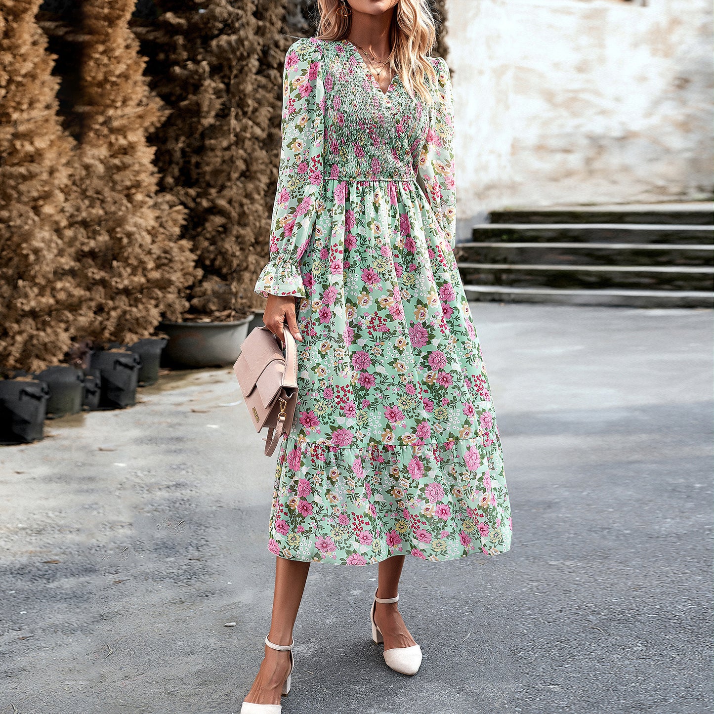 Women's Casual Elastic Waist V-neck Floral Print Dress - ChoreGirl