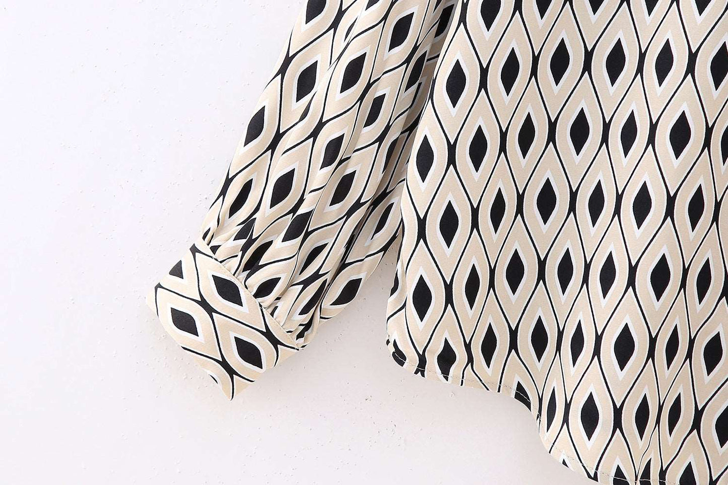 Women's Casual Geometric Pattern Silk Satin Textured Shirt - ChoreGirl