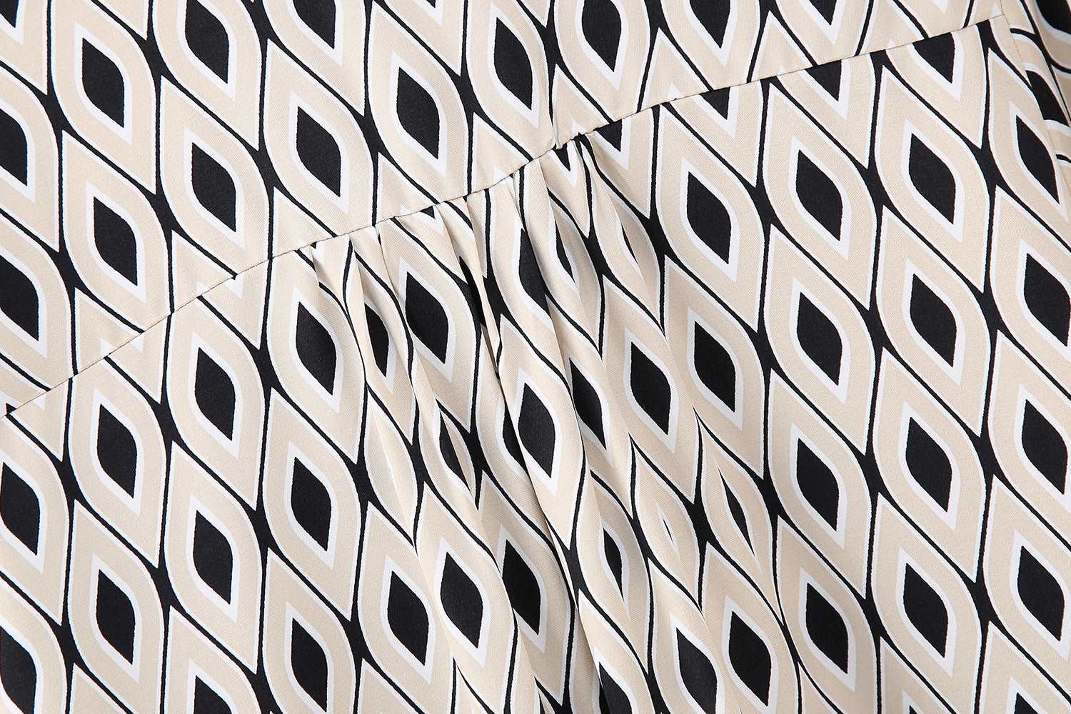 Women's Casual Geometric Pattern Silk Satin Textured Shirt - ChoreGirl