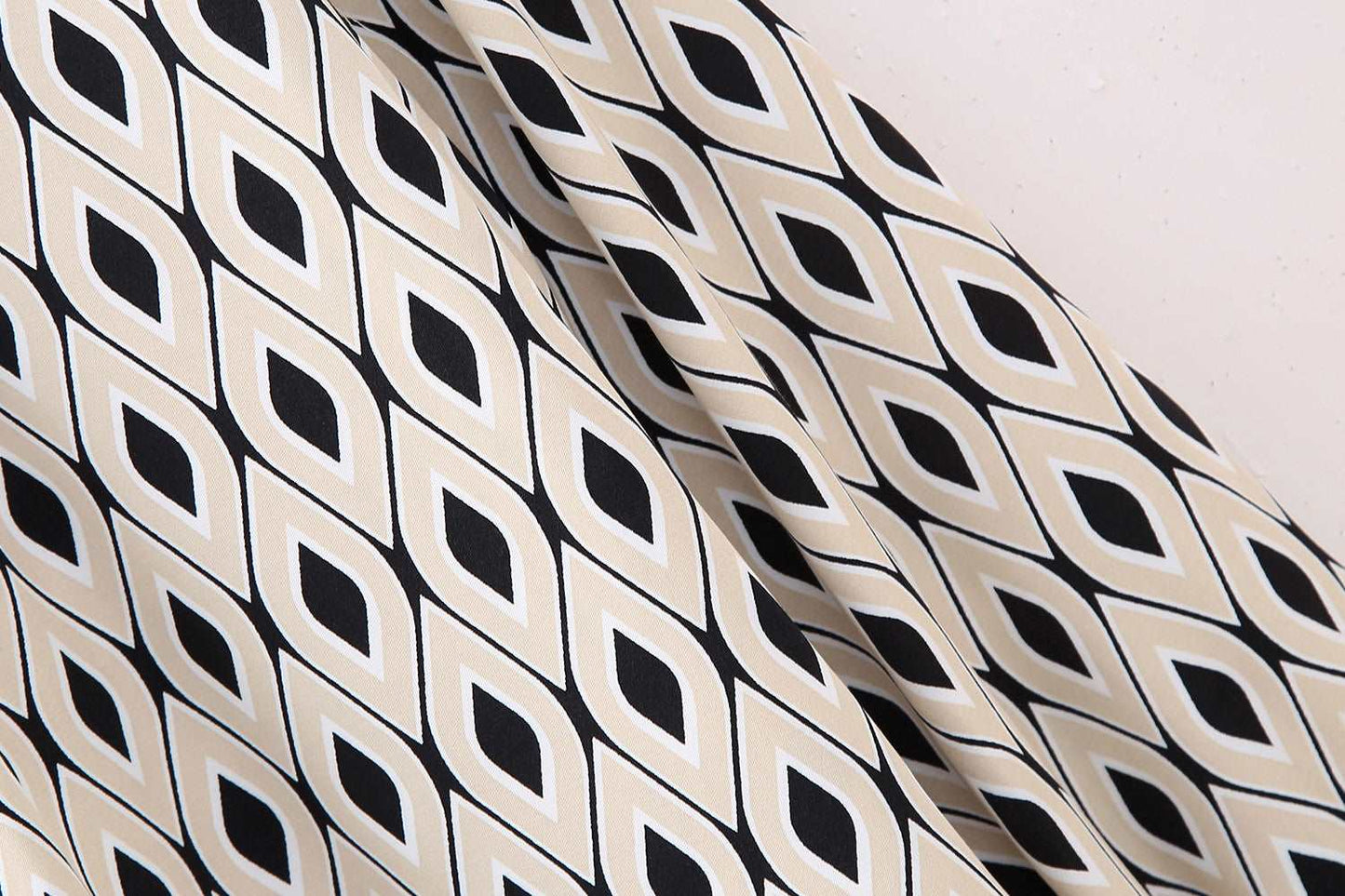 Women's Casual Geometric Pattern Silk Satin Textured Shirt - ChoreGirl