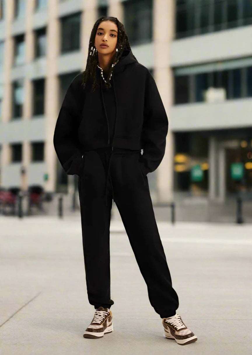 Women's Fleece-lined Thick Hoodie and Sweatpants Outfit - ChoreGirl
