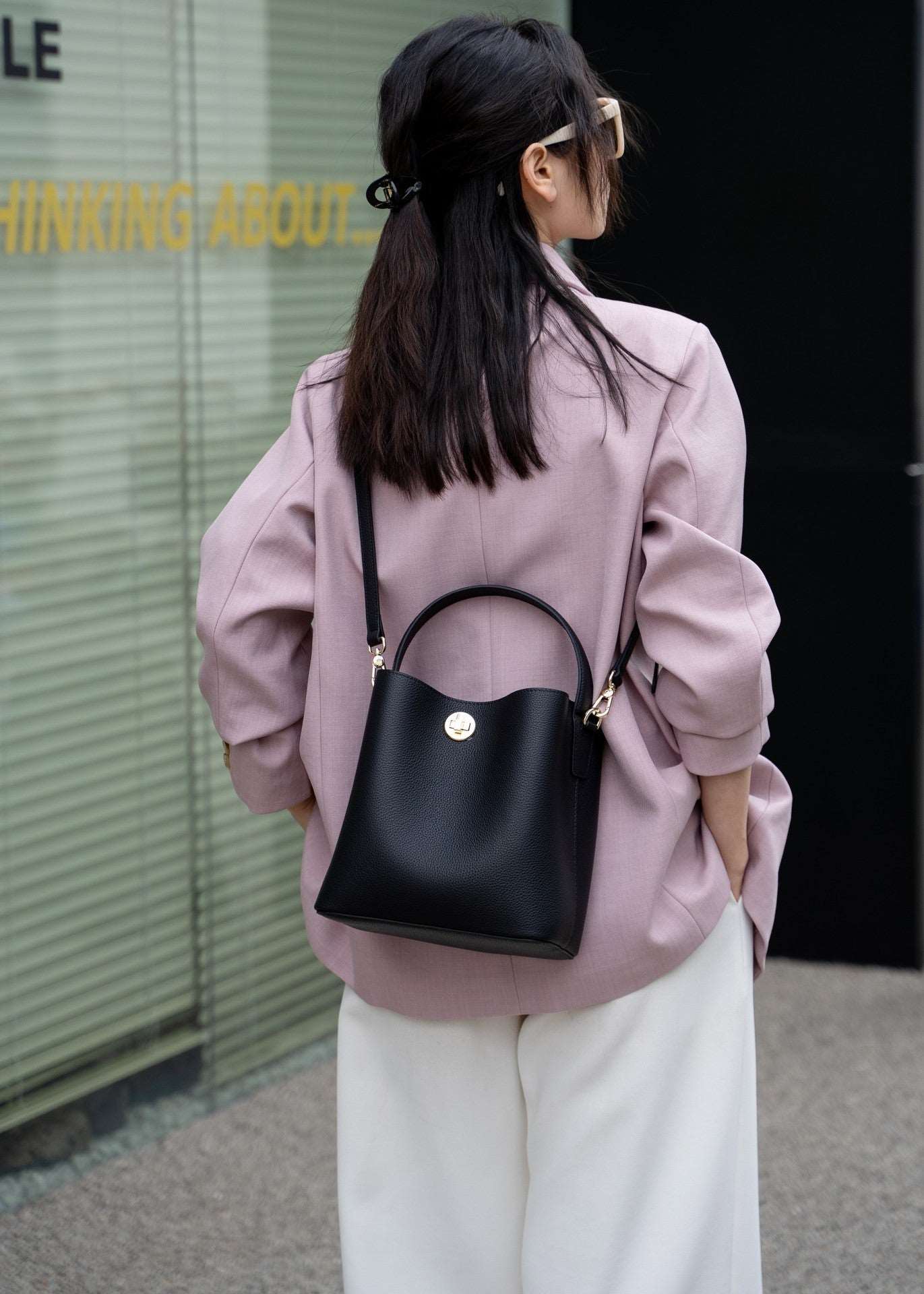 Women's Genuine Leather Messenger Bucket Style Bag - ChoreGirl