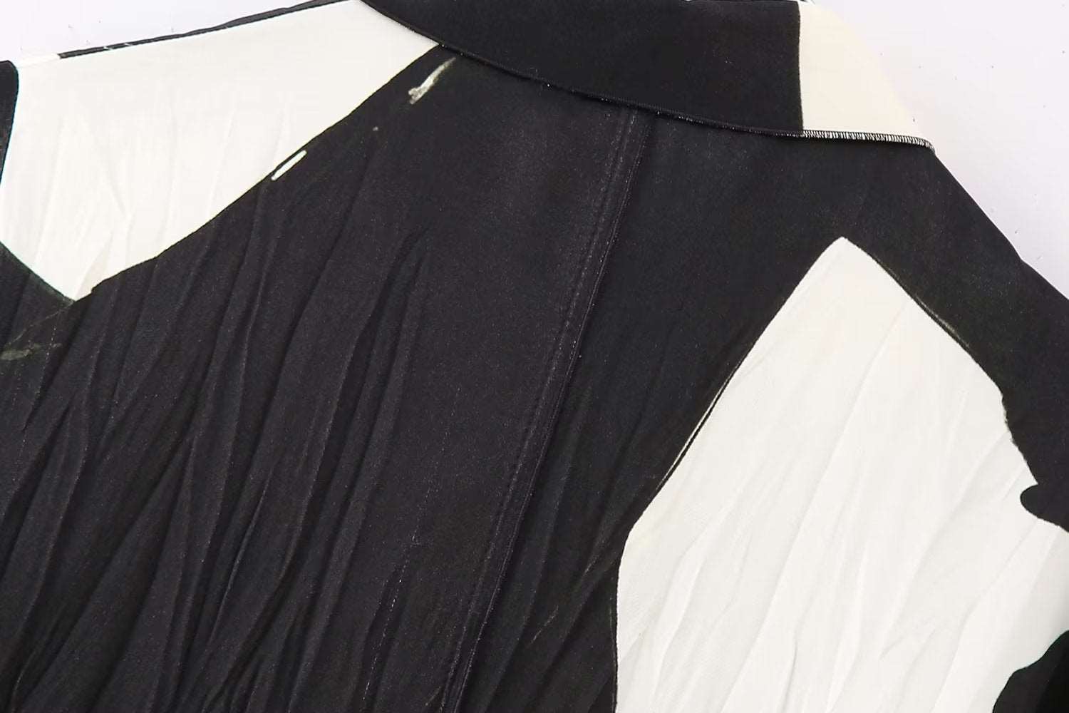 Women's Long Sleeve Black and White Shirt Style Dress - ChoreGirl