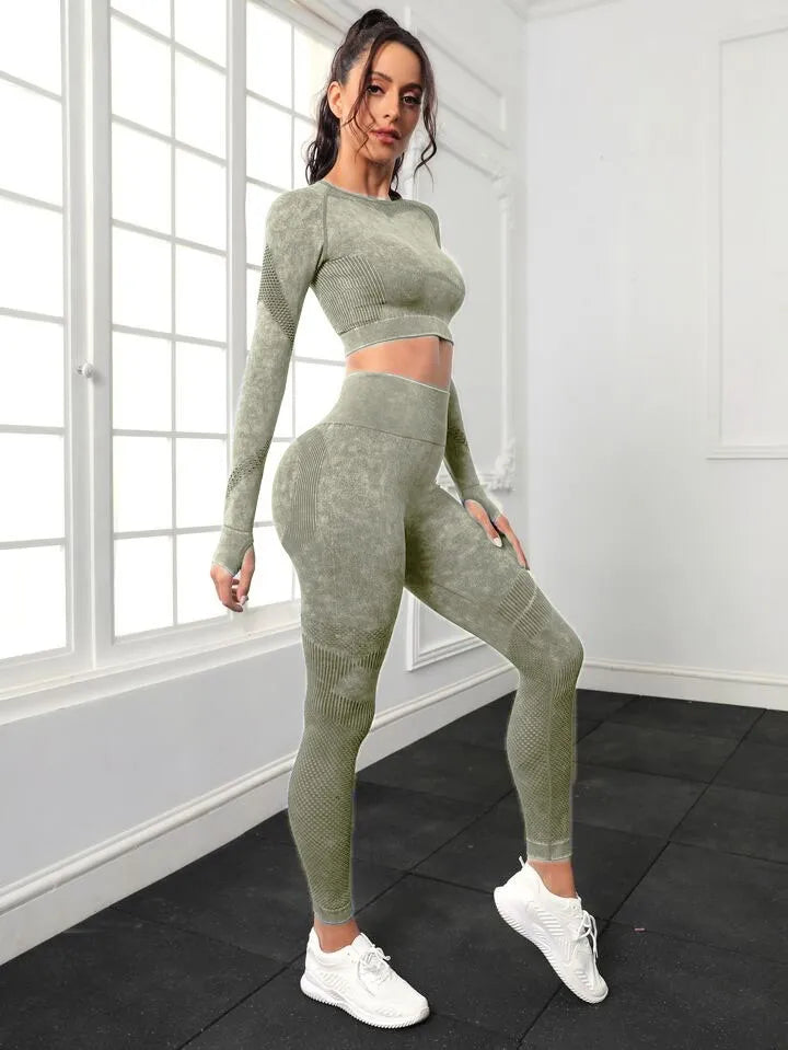 Women's Long Sleeve Crop Top and Fitness Yoga Pants Two-piece Set - ChoreGirl