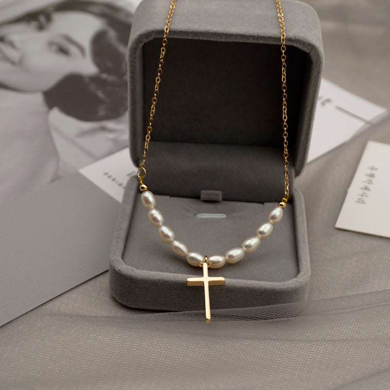 Women's Pearl Chain Necklace with Pendant - ChoreGirl