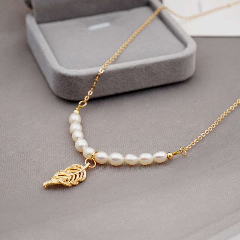 Women's Pearl Chain Necklace with Pendant - ChoreGirl