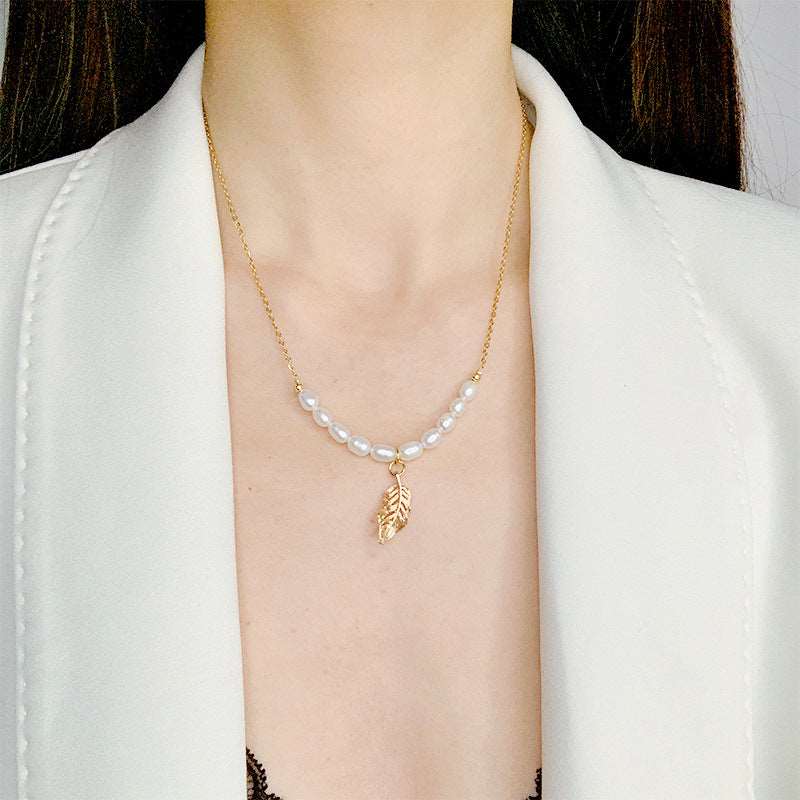 Women's Pearl Chain Necklace with Pendant - ChoreGirl