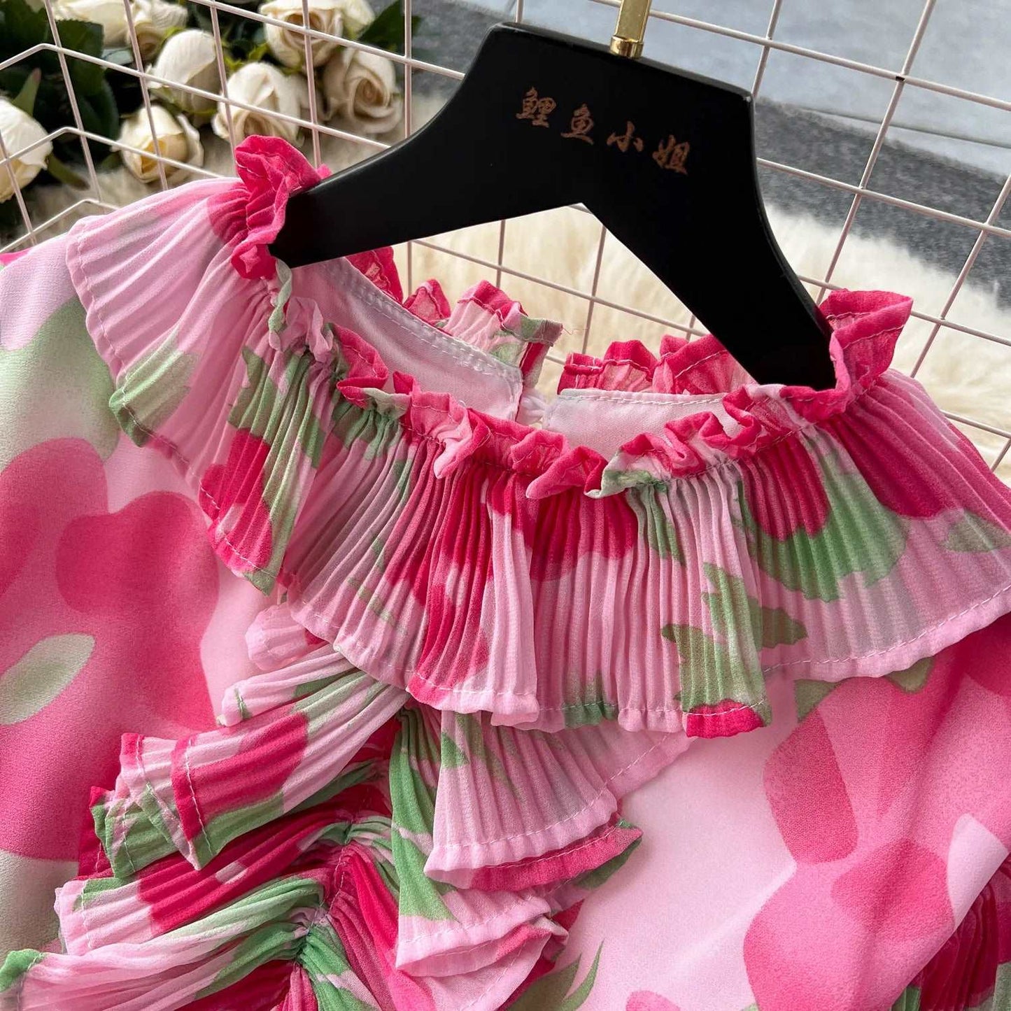 Women's Pleated Ruffle Collar Slim-fit Mid-length Chiffon Dress - ChoreGirl