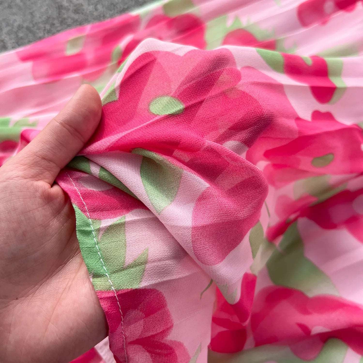 Women's Pleated Ruffle Collar Slim-fit Mid-length Chiffon Dress - ChoreGirl