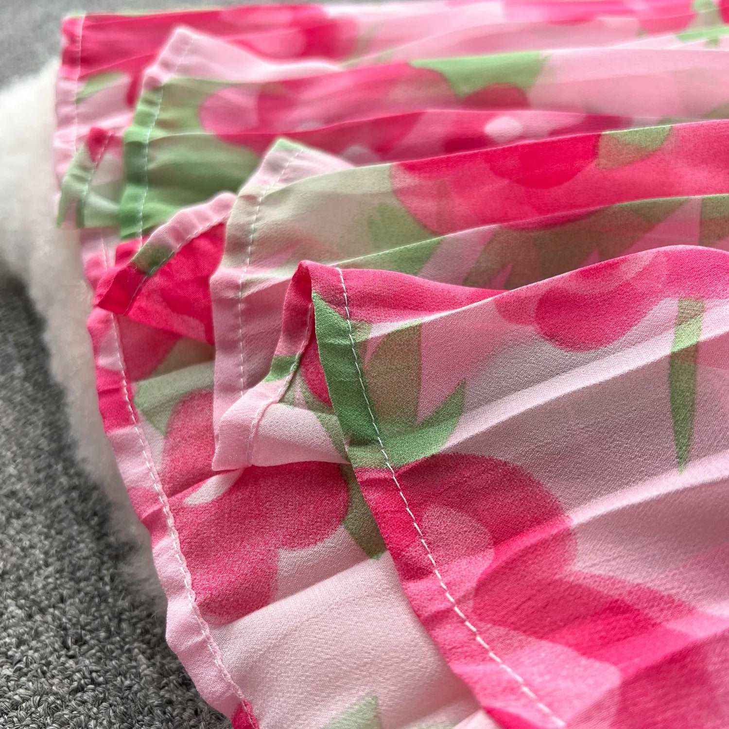 Women's Pleated Ruffle Collar Slim-fit Mid-length Chiffon Dress - ChoreGirl