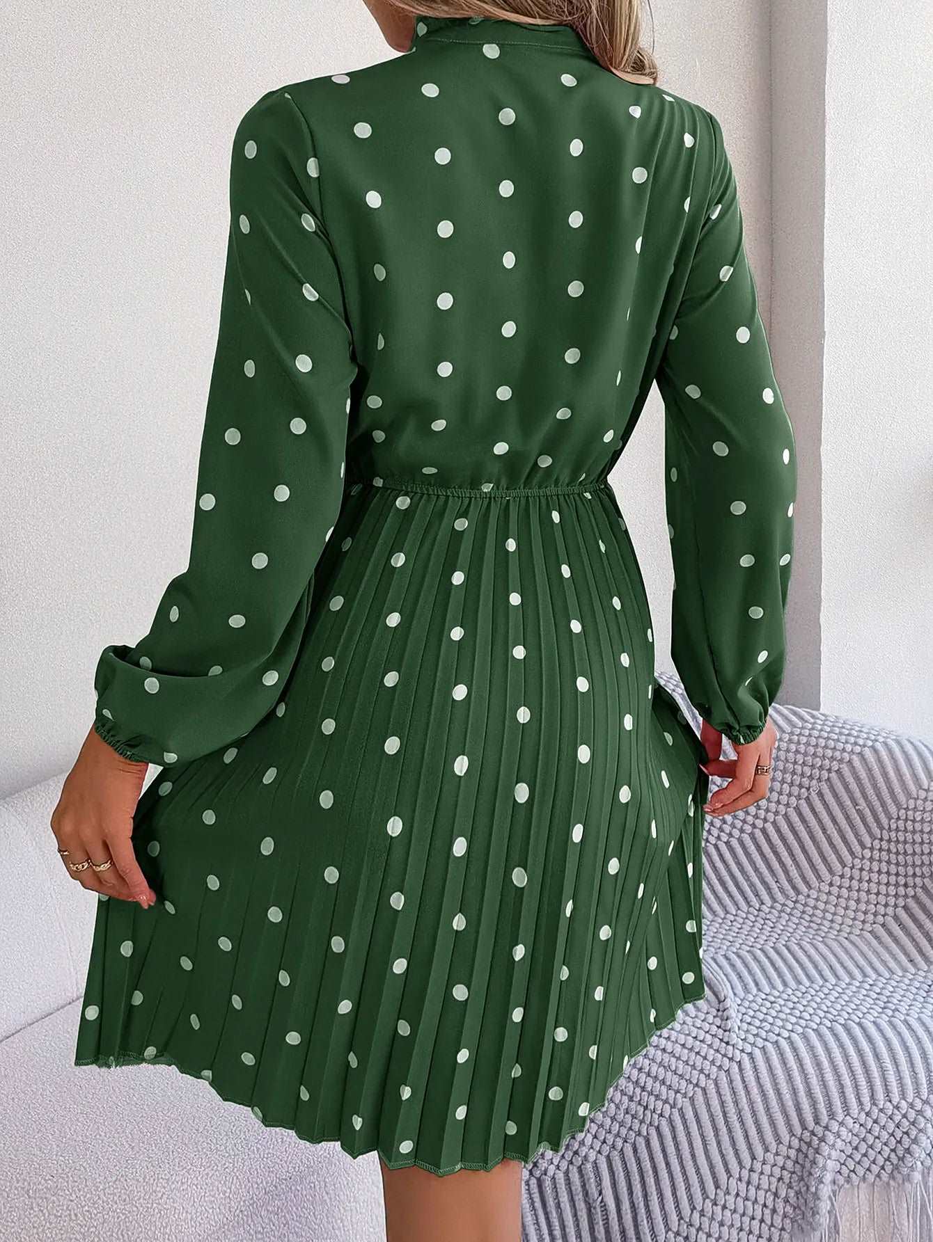 Women's Polka-dot Neck Bow Waist-controlled Long Sleeved Pleated Dress - ChoreGirl