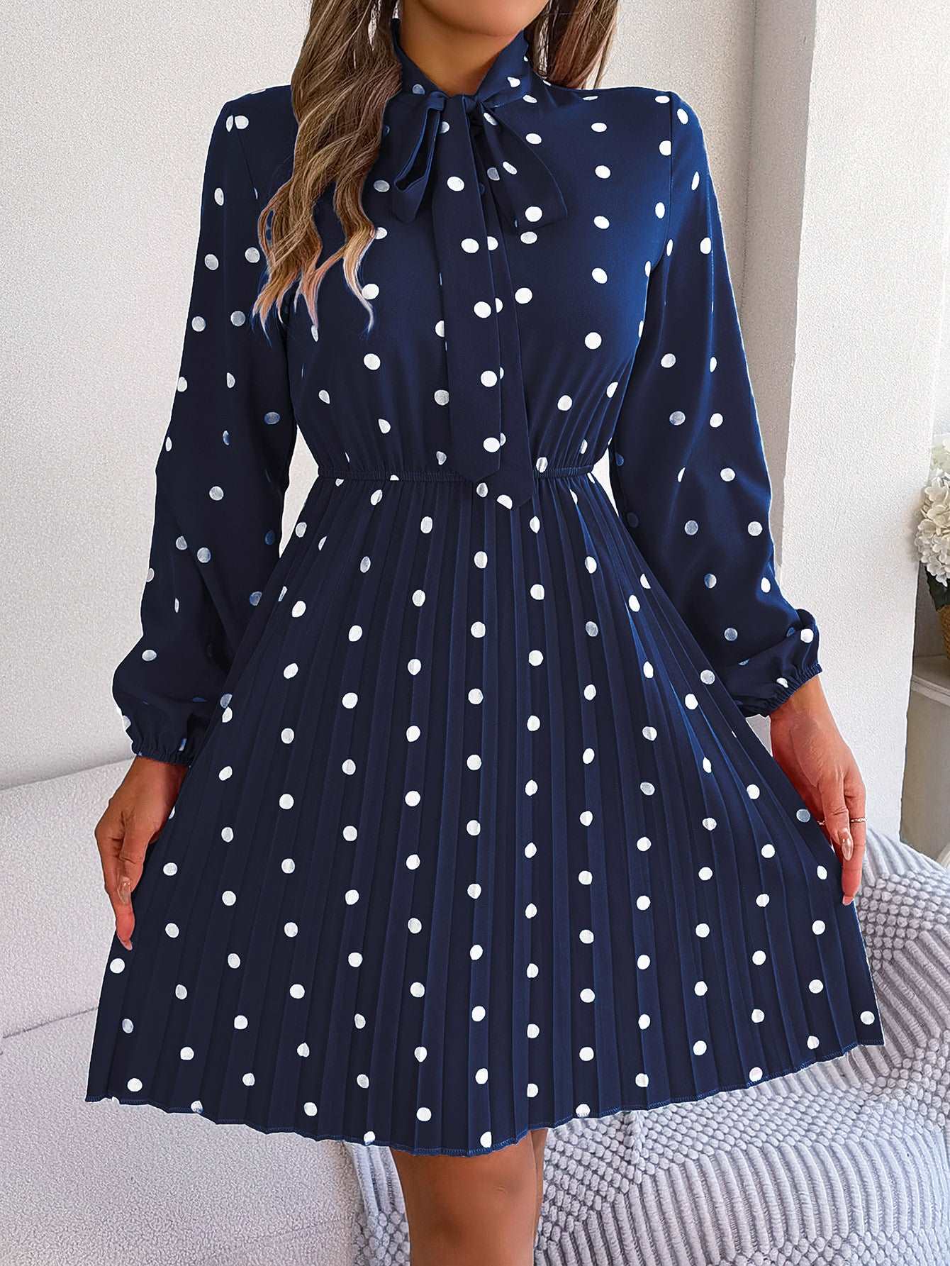Women's Polka-dot Neck Bow Waist-controlled Long Sleeved Pleated Dress - ChoreGirl