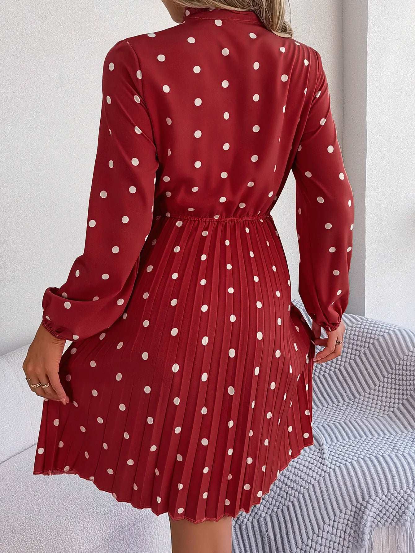 Women's Polka-dot Neck Bow Waist-controlled Long Sleeved Pleated Dress - ChoreGirl