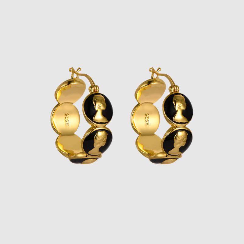 Women's Retro Black Epoxy Queen Head Hoop Earrings - ChoreGirl