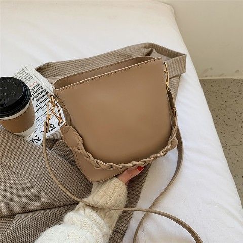 Women's Retro One-shoulder Crossbody Bucket Bag - ChoreGirl