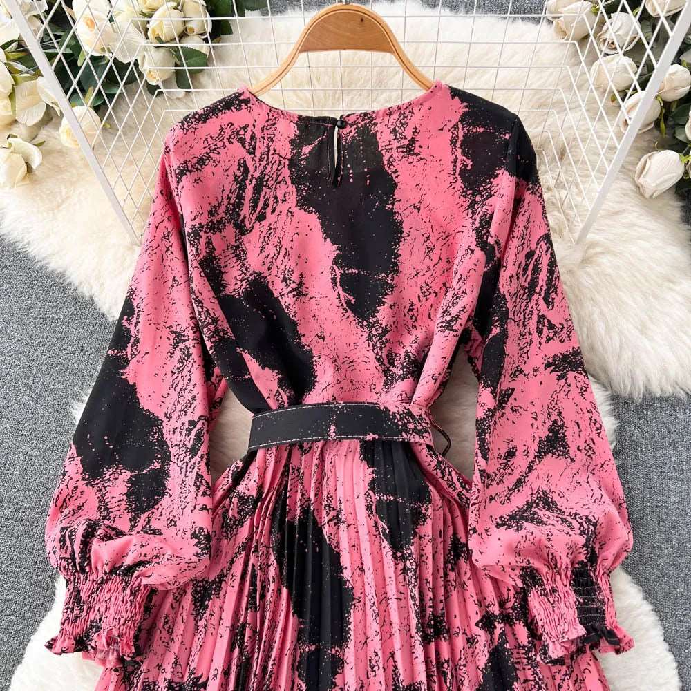 Women's Retro Pleated Dress - ChoreGirl