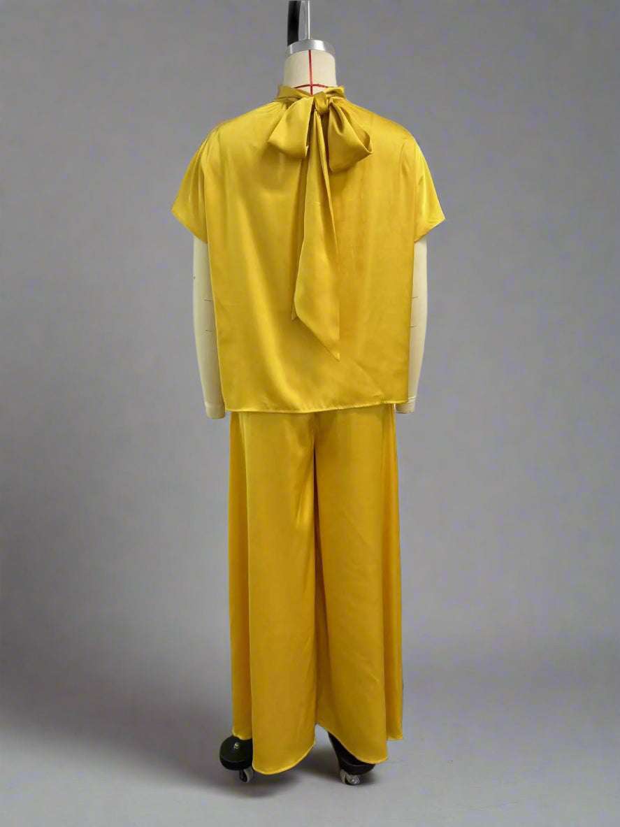 Women's Satin Silky Short Sleeve Top and Wide Leg Pants Two-piece Outfit Set - ChoreGirl