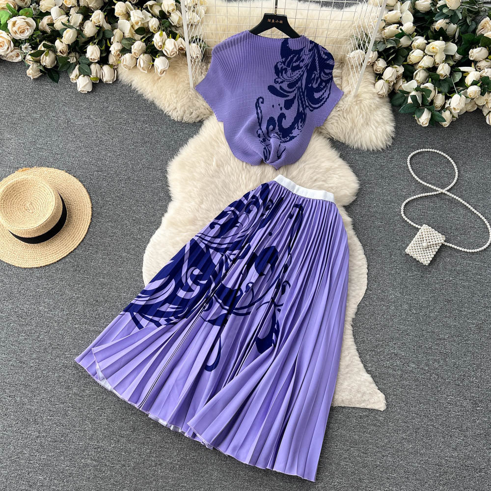 Women's Short-sleeved Top and High Waist Pleated Skirt Two-piece Outfit Set - ChoreGirl