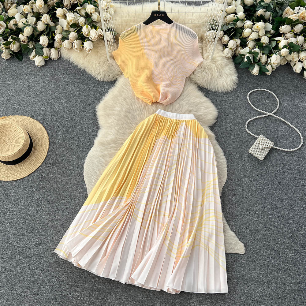 Women's Short-sleeved Top and High Waist Pleated Skirt Two-piece Outfit Set - ChoreGirl