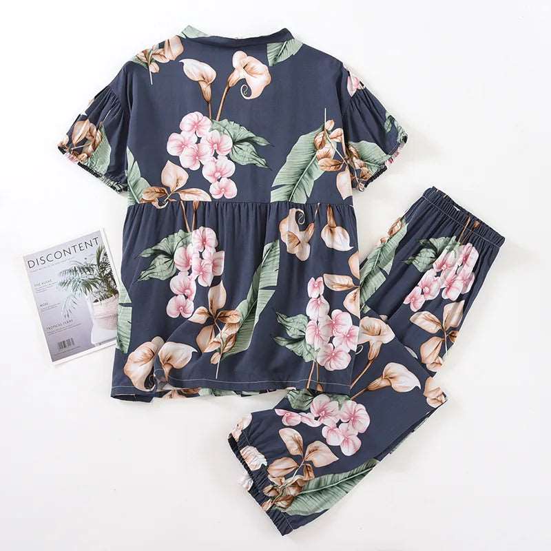 Women's Short Sleeved V-neck Shirt and Pants Thin Pajamas Set - ChoreGirl
