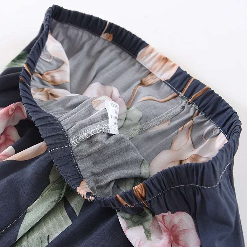 Women's Short Sleeved V-neck Shirt and Pants Thin Pajamas Set - ChoreGirl