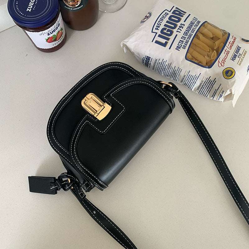 Women's Small Crossbody Saddle Bag - ChoreGirl