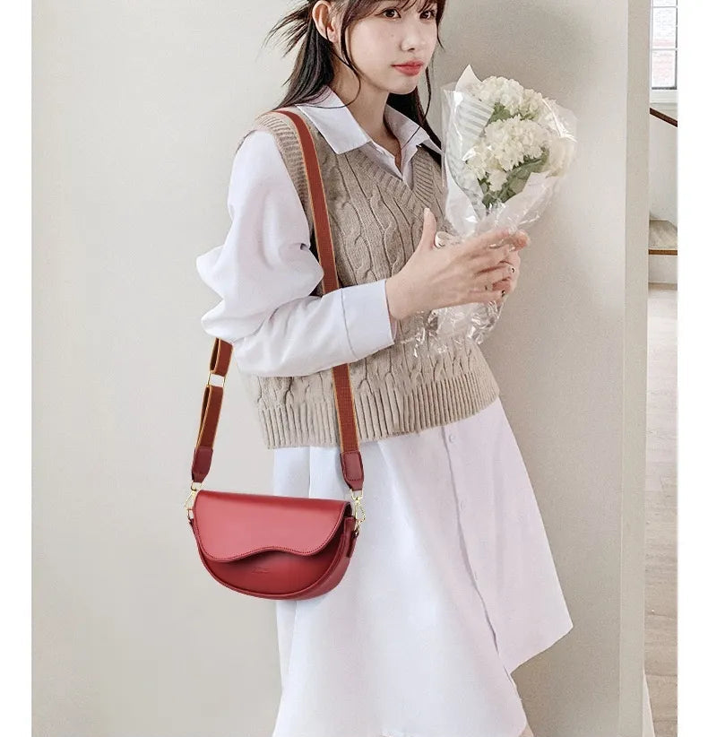 Women's Small Shoulder Saddle Bag - ChoreGirl