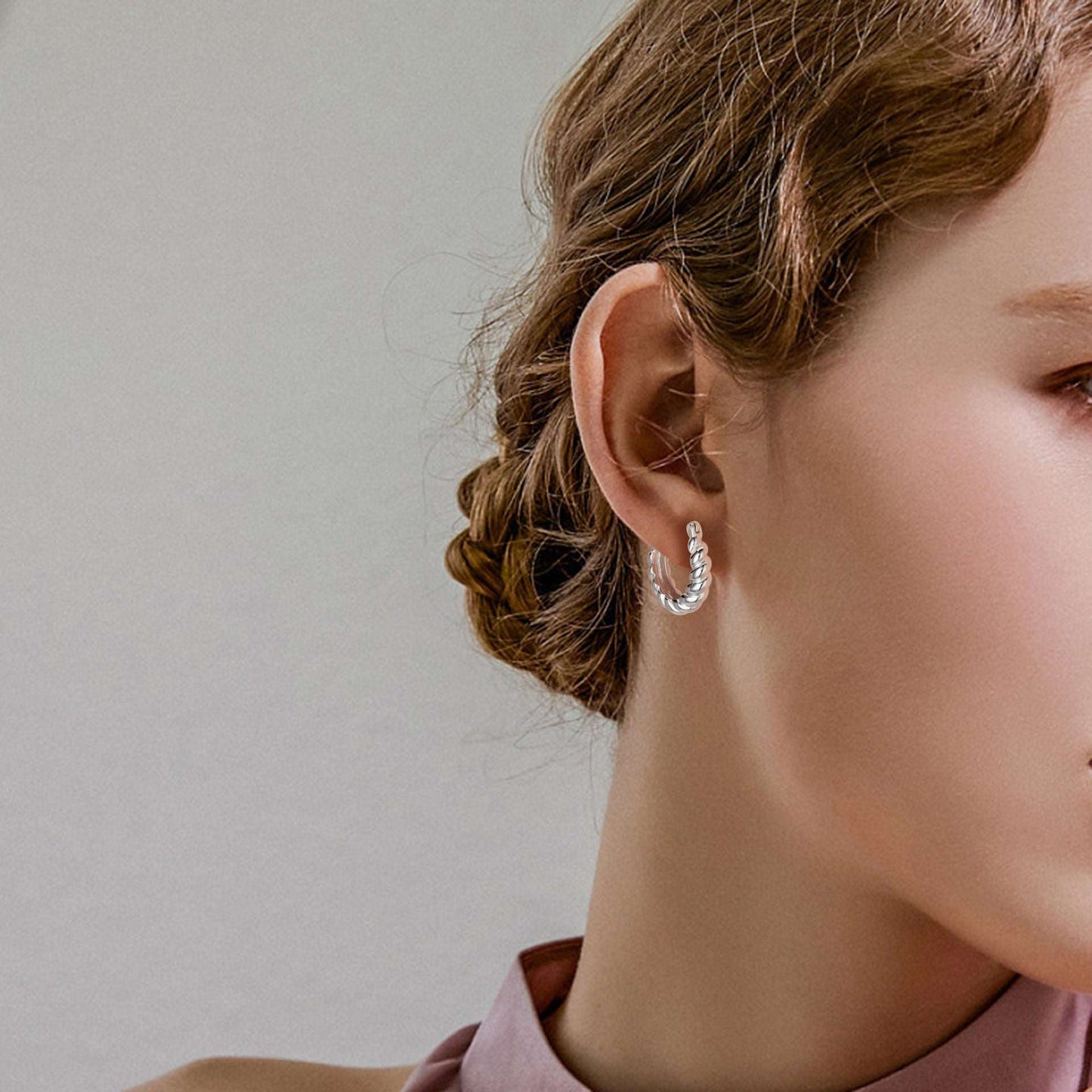 Women's Sterling Silver Twist Earrings - ChoreGirl