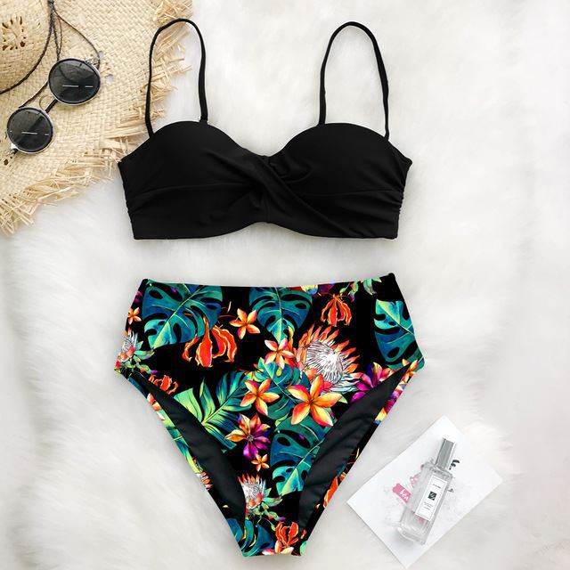 Women's Two-piece Floral Print Swimsuit - ChoreGirl