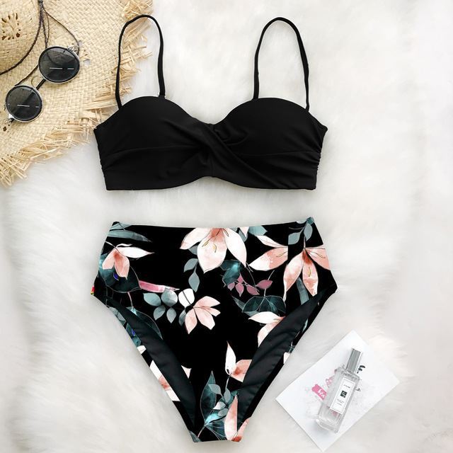 Women's Two-piece Floral Print Swimsuit - ChoreGirl