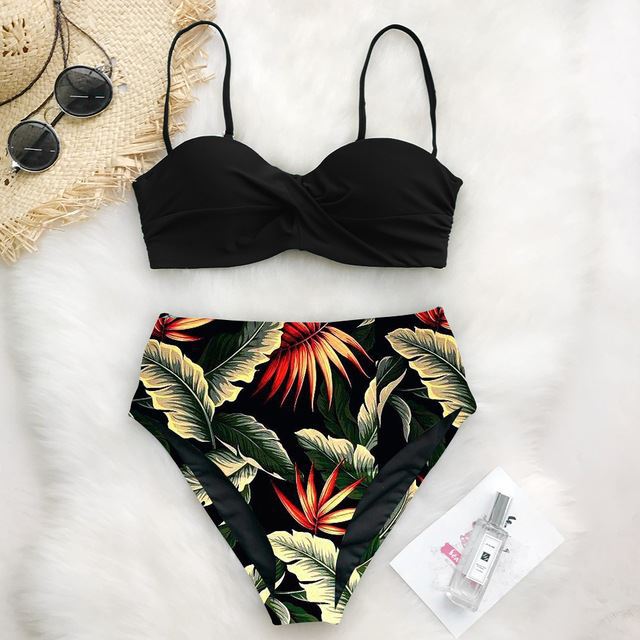 Women's Two-piece Floral Print Swimsuit - ChoreGirl